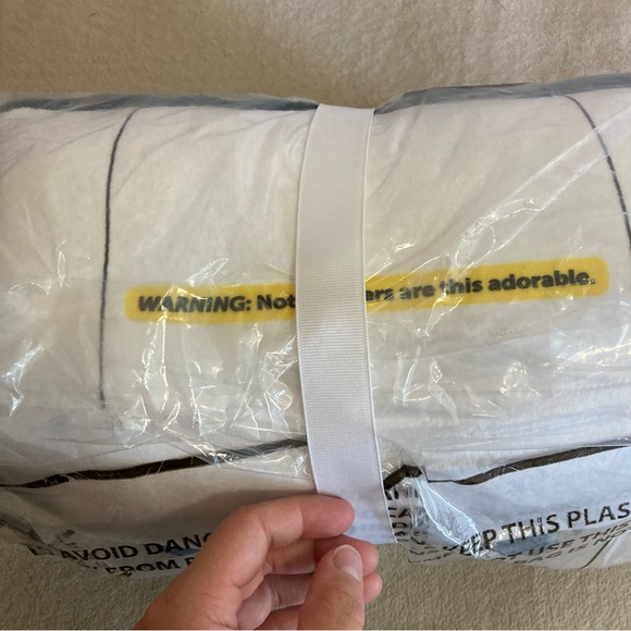 Glowforge Laser Limited Edition White Mascot Plushie - Picture 4 of 8